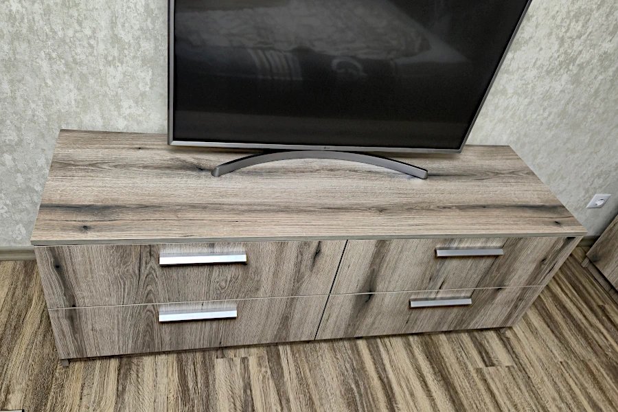 Тумбочка під телевізор на замовлення Черкаси